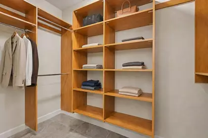 Walk-In Closet Photo of 20376 86 Avenue, Langley, BC