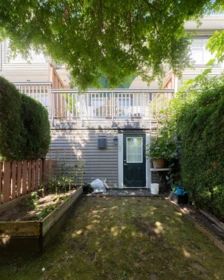Hallway Photo of 27 19448 68 Avenue, Surrey, BC