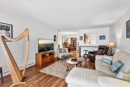 204 1458 Blackwood Street, White Rock, BC, White rock — Apartment/Condo for sale