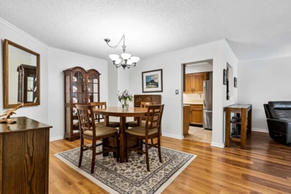 204 1458 Blackwood Street, White Rock, BC, White rock — Apartment/Condo for sale