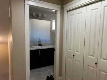 Hallway Photo of 7105 177a Street, Surrey, BC
