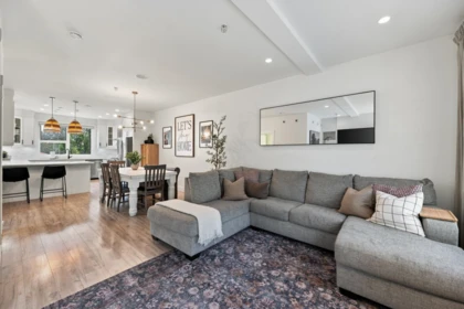 Breakfast Nook Photo of 4 4771 224 Street, Langley, BC