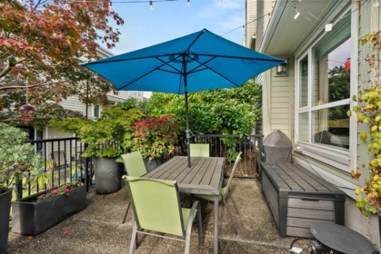 Staircase Photo of 1741 Chesterfield Avenue, North Vancouver, BC