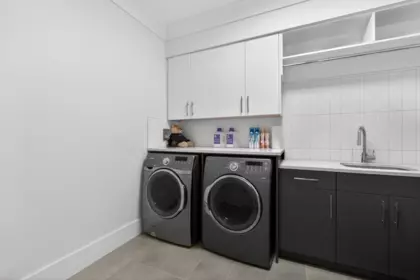 Laundry Room Photo of 1850 W 36th Avenue, Vancouver, BC
