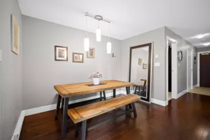 Dining Area Photo of 708 888 Homer Street, Vancouver, BC