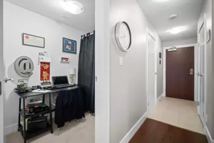 Powder Room Photo of 708 888 Homer Street, Vancouver, BC
