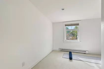Laundry Room Photo of 462 W 19th Avenue, Vancouver, BC