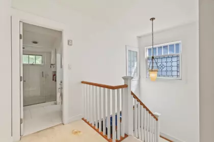 Mudroom Photo of 462 W 19th Avenue, Vancouver, BC