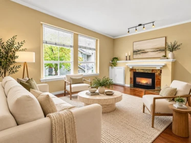 Breakfast Nook Photo of 64 14952 58 Avenue, Surrey, BC
