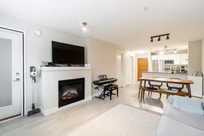 Walk-In Closet Photo of 211 4728 Dawson Street, Burnaby, BC