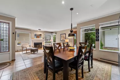 Kitchen Island Photo of 2894 Mount Seymour Parkway, North Vancouver, BC