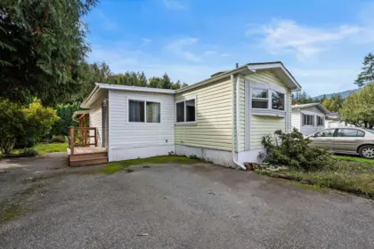 222 45835 Sleepy Hollow Road, Cultus Lake, BC, Cultus lake — Manufactured Home for sale