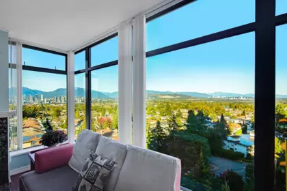 1302 4505 Hazel Street, Burnaby, BC, Burnaby — Apartment/Condo for sale