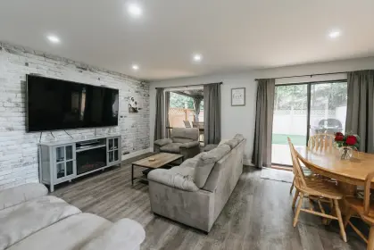 10 623 Farnham Road, Gibsons, BC, Gibsons — Townhouse for sale