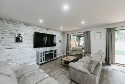 10 623 Farnham Road, Gibsons, BC, Gibsons — Townhouse for sale