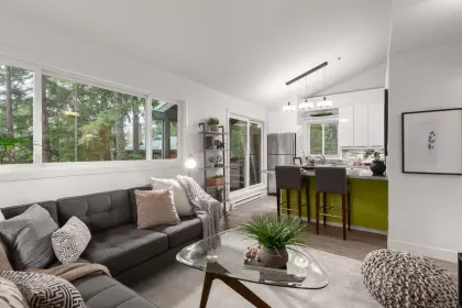 402 2101 Castle Drive, Whistler, BC, Whistler — Townhouse for sale