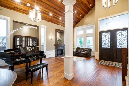 15643 18 Avenue, Surrey, BC, Surrey — Single Family Residence for sale