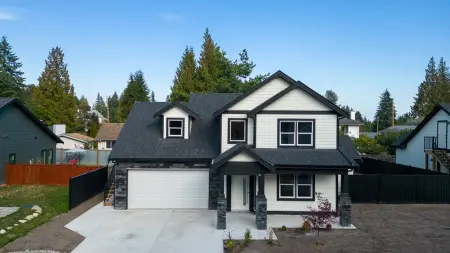 518 Jordan Way, Gibsons, BC, Gibsons — Single Family Residence for sale