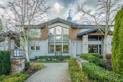310 3178 Dayanee Springs Boulevard, Coquitlam, BC, Coquitlam — Apartment/Condo for sale