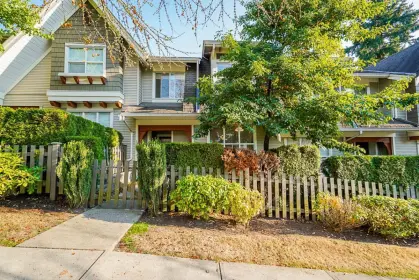 38 6736 Southpoint Drive, Burnaby, BC, Burnaby — Townhouse for sale