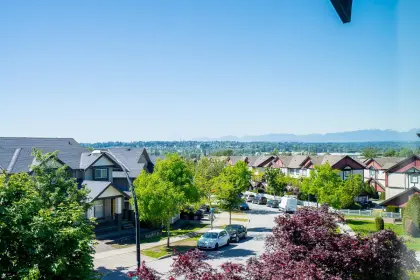 4 7090 180 Street, Surrey, BC, Surrey — Townhouse for sale