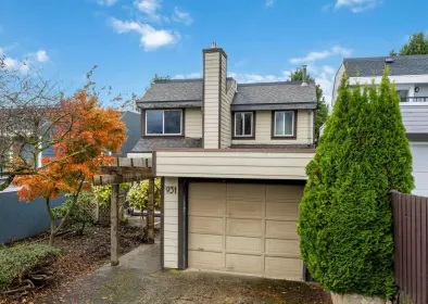 931 Keil Street, White Rock, BC, White rock — Single Family Residence for sale