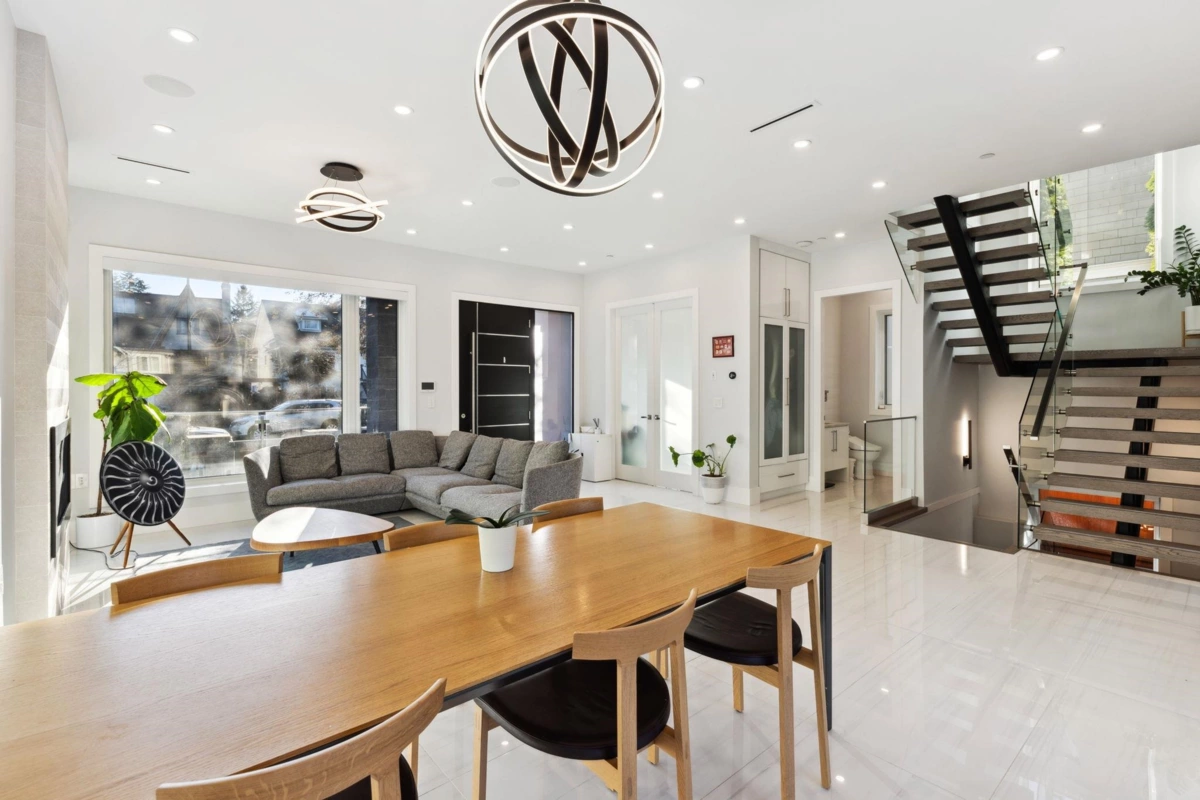 Kitchen Island Photo of 4437 W 13th Avenue, Vancouver, BC