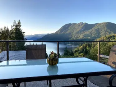 5944 Skookumchuk Road, Sechelt, BC, Sechelt — Single Family Residence for sale