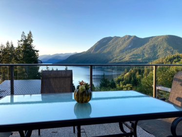 5944 Skookumchuk Road, Sechelt, BC, Sechelt — Single Family Residence for sale