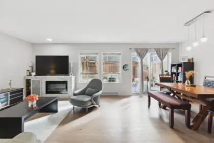 8 6840 Lynas Lane, Richmond, BC, Richmond — Townhouse for sale