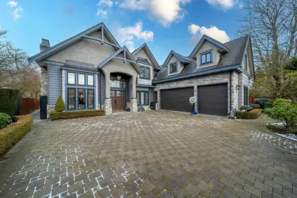 9399 Kirkmond Crescent, Richmond, BC, Richmond — Single Family Residence for sale
