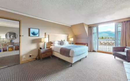 733/735 4050 Whistler Way, Whistler, BC, Whistler — Apartment/Condo for sale