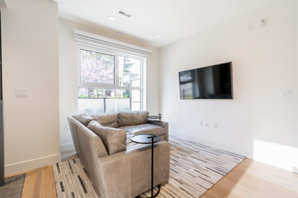 158 W Woodstock Avenue, Vancouver, BC, Vancouver — Townhouse for sale