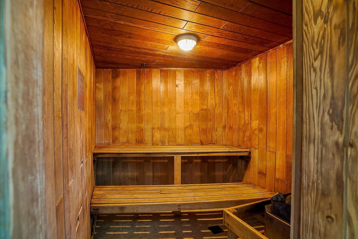 Hallway Photo of 905 172 Victory Ship Way, North Vancouver, BC