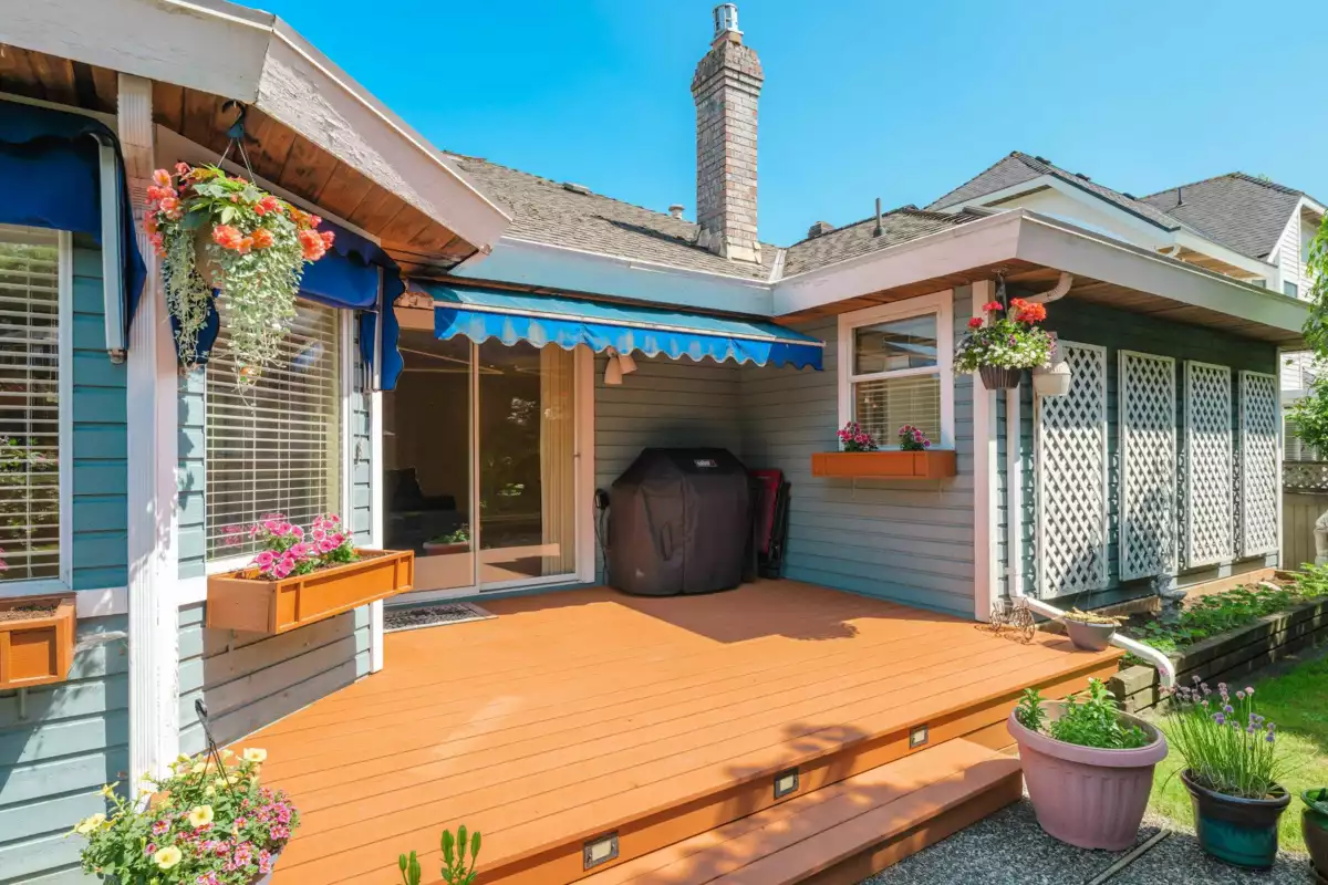 Living Room Photo of 10545 E Glenwood Crescent, Surrey, BC