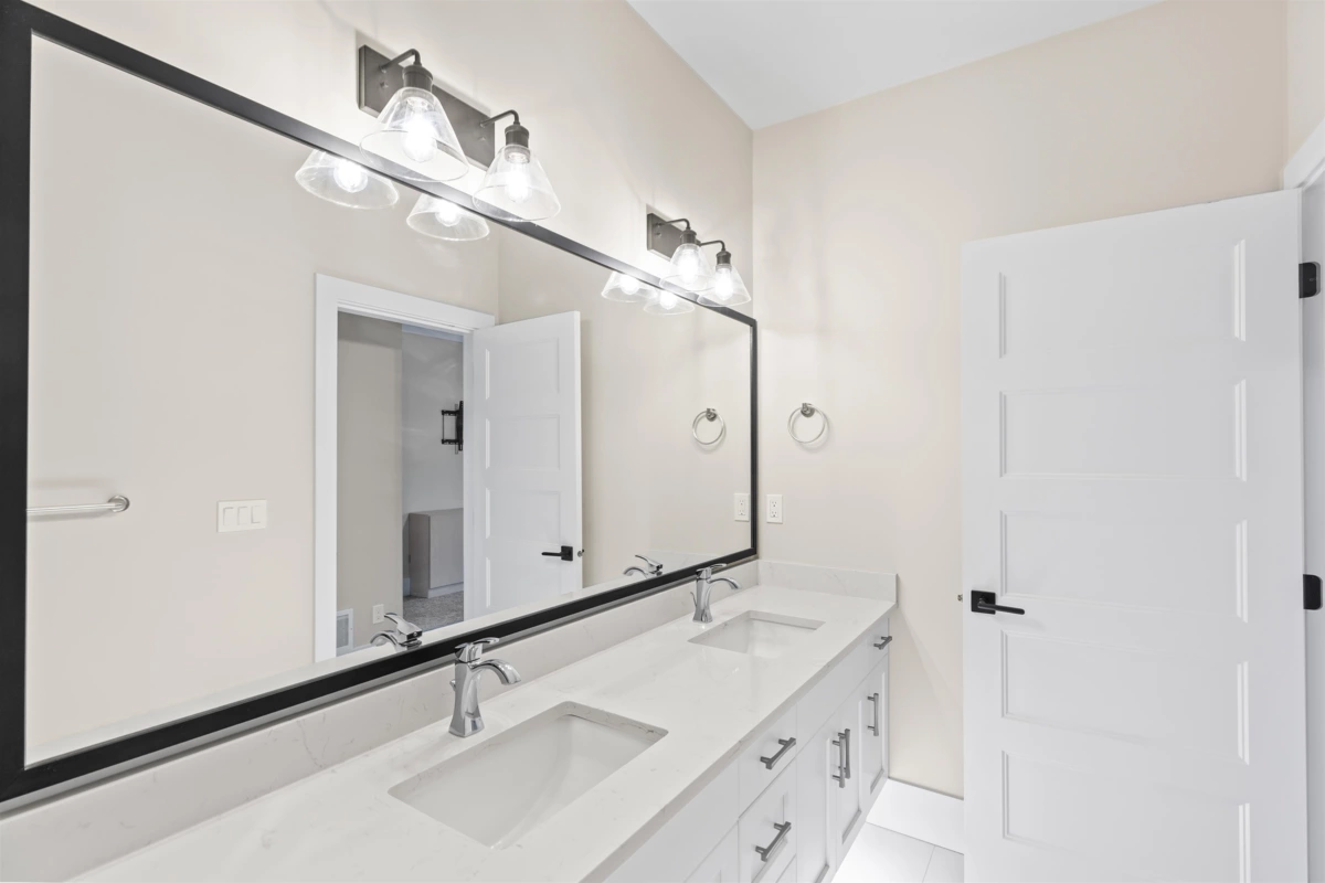 Bedroom 4 Photo of 104 46213 Hakweles Road, Chilliwack, BC