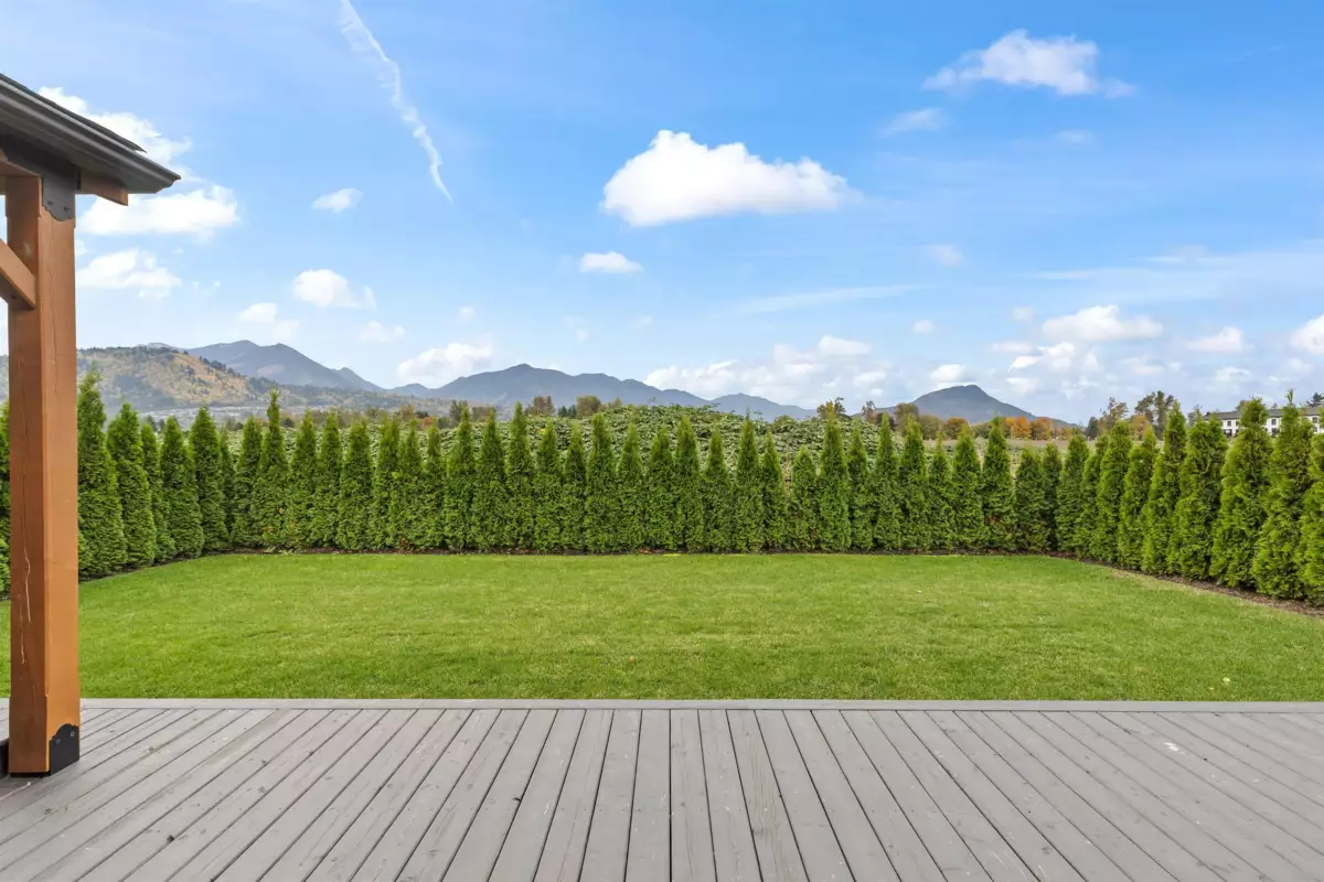 Garden / Landscaping Photo of 104 46213 Hakweles Road, Chilliwack, BC