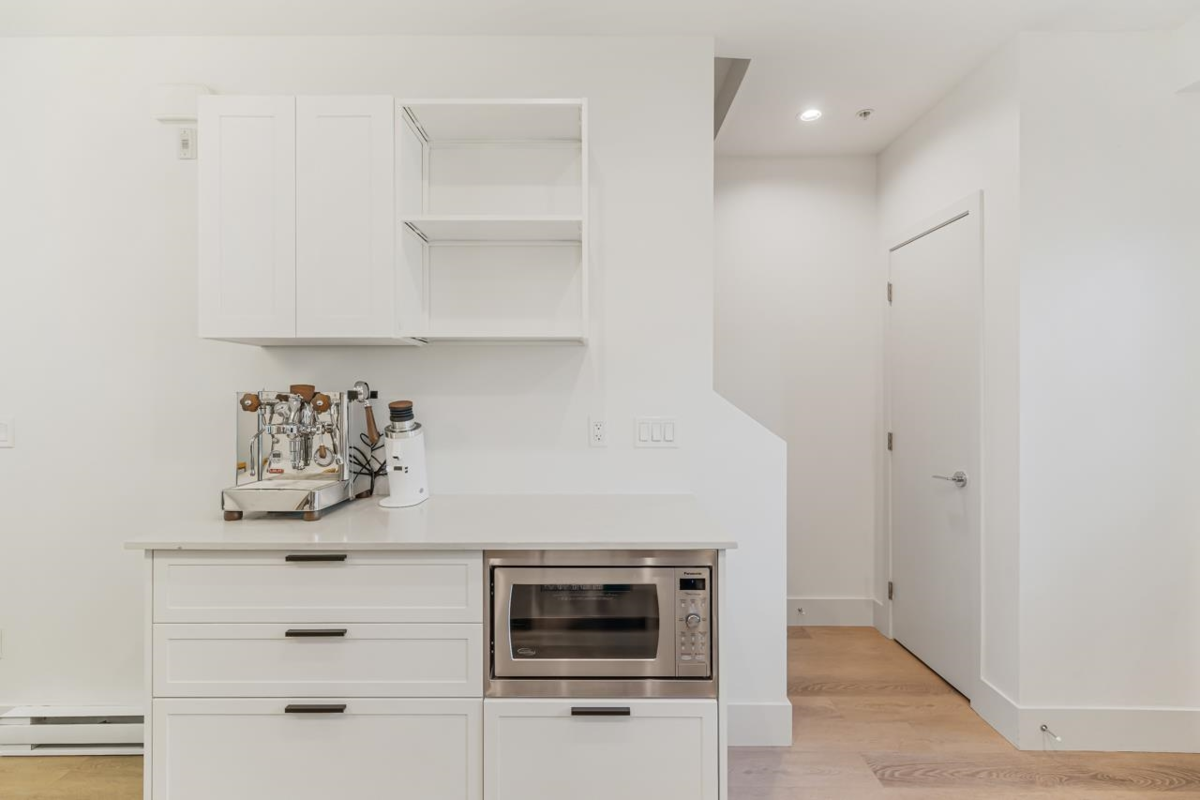 Primary Bedroom Photo of 402 6933 Arcola Street, Burnaby, BC