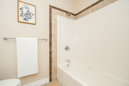 Laundry Room Photo of 15645 Pacific Avenue, White Rock, BC