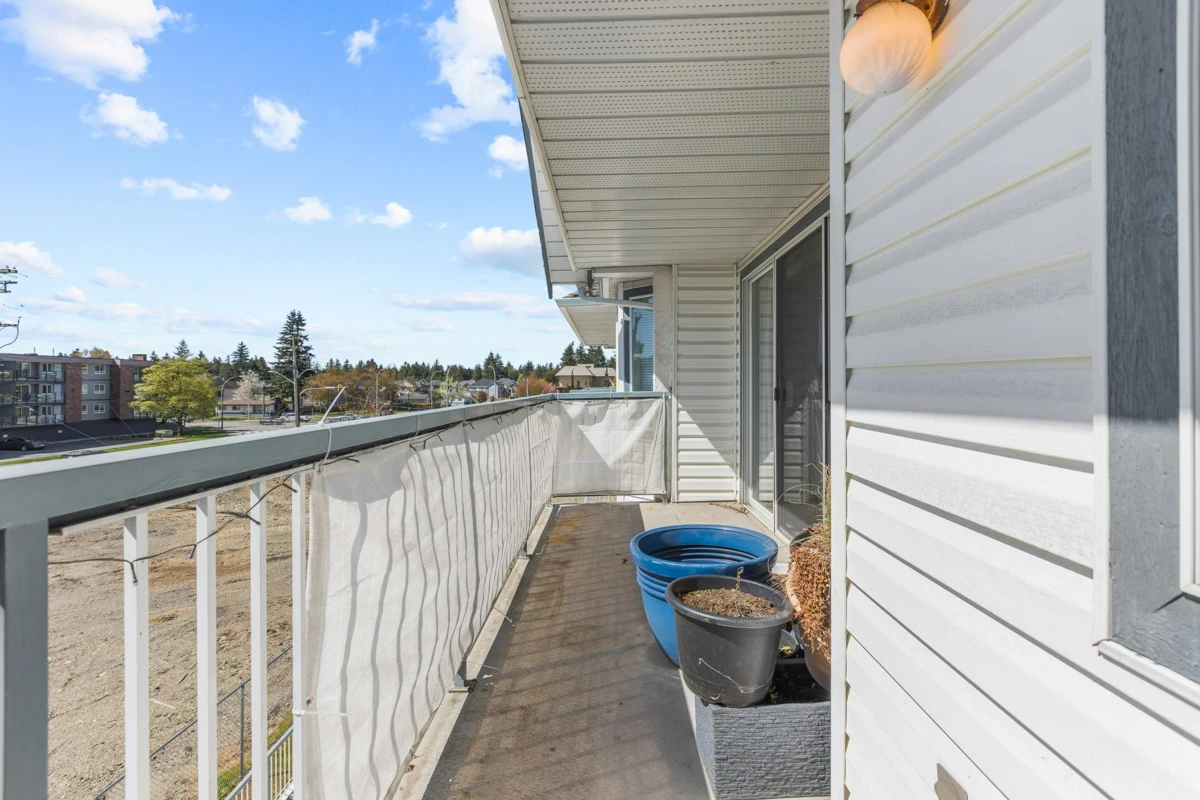 Bedroom 3 Photo of 307 2425 Church Street, Abbotsford, BC