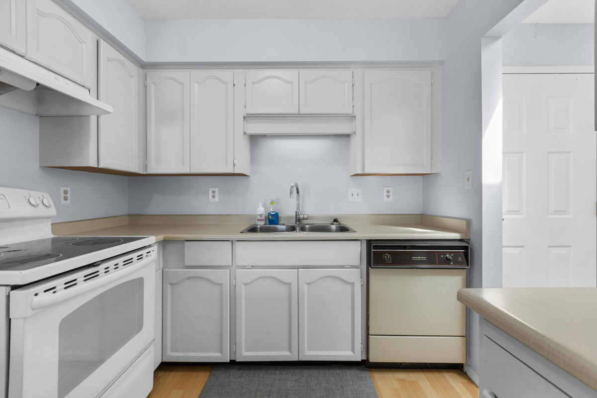 Living Room Photo of 307 2425 Church Street, Abbotsford, BC