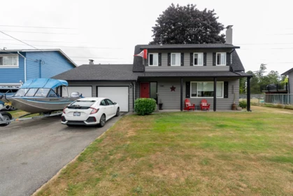 Pantry Photo of 1380 53a Street, Delta, BC