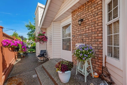2 9163 Fleetwood Way, Surrey, BC, Surrey — Townhouse for sale