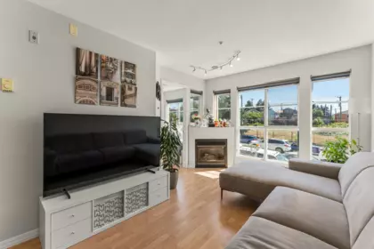 210 2973 Kingsway, Vancouver, BC, Vancouver — Apartment/Condo for sale