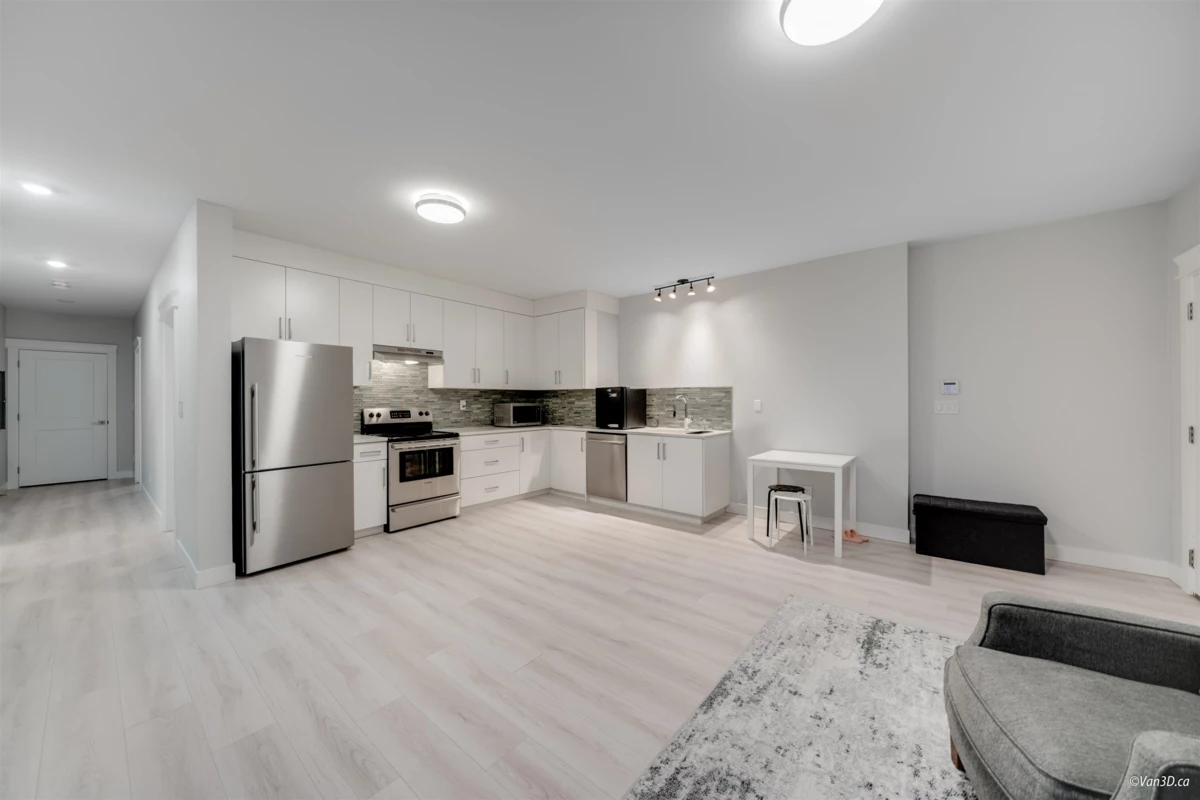 Backyard Photo of 656 Blue Mountain Street, Coquitlam, BC