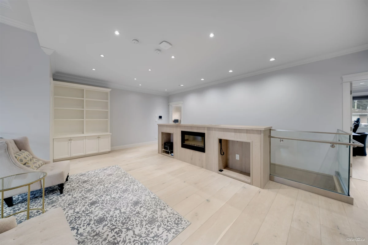 Staircase Photo of 656 Blue Mountain Street, Coquitlam, BC