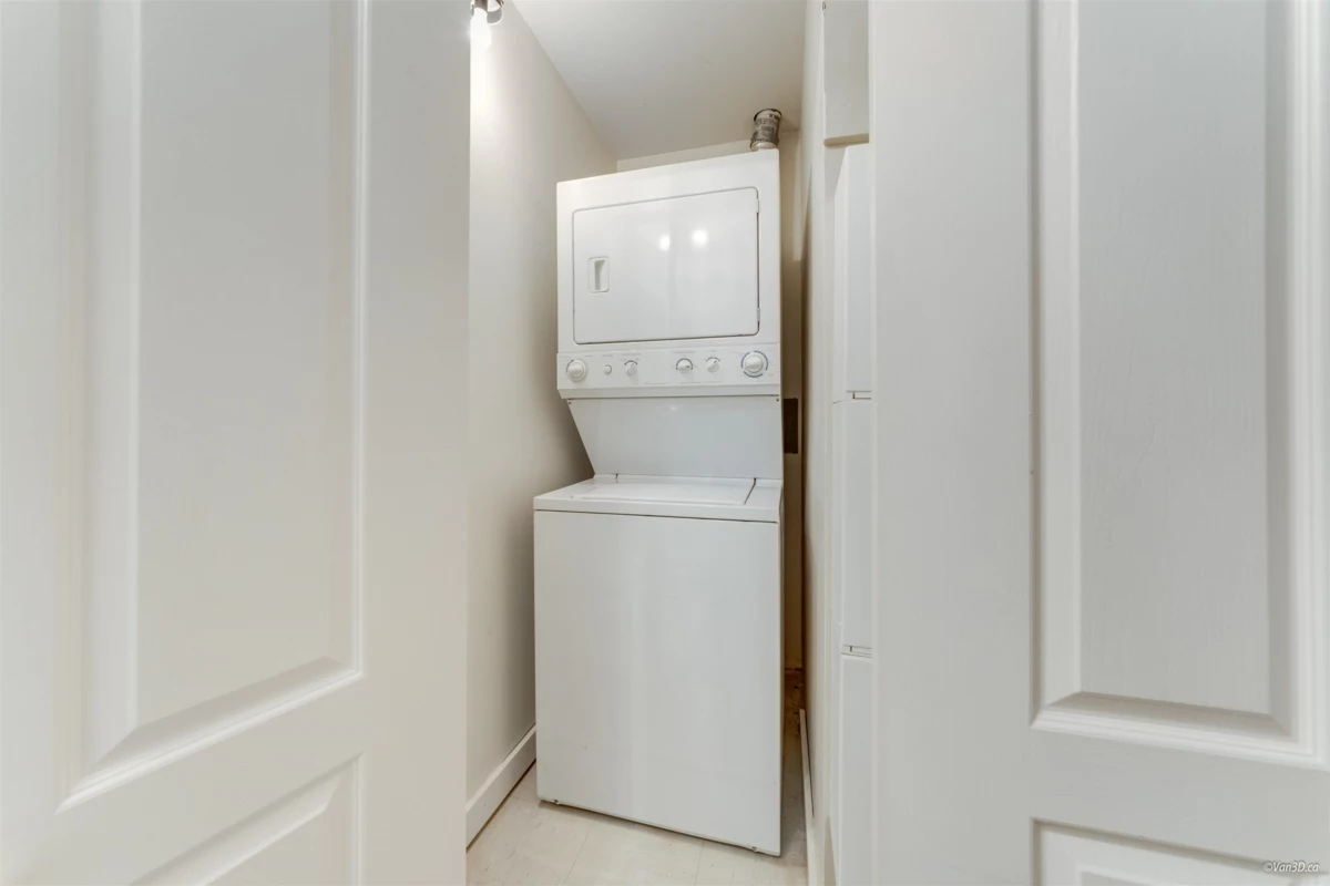 Breakfast Nook Photo of 201 985 10th Avenue, Vancouver, BC