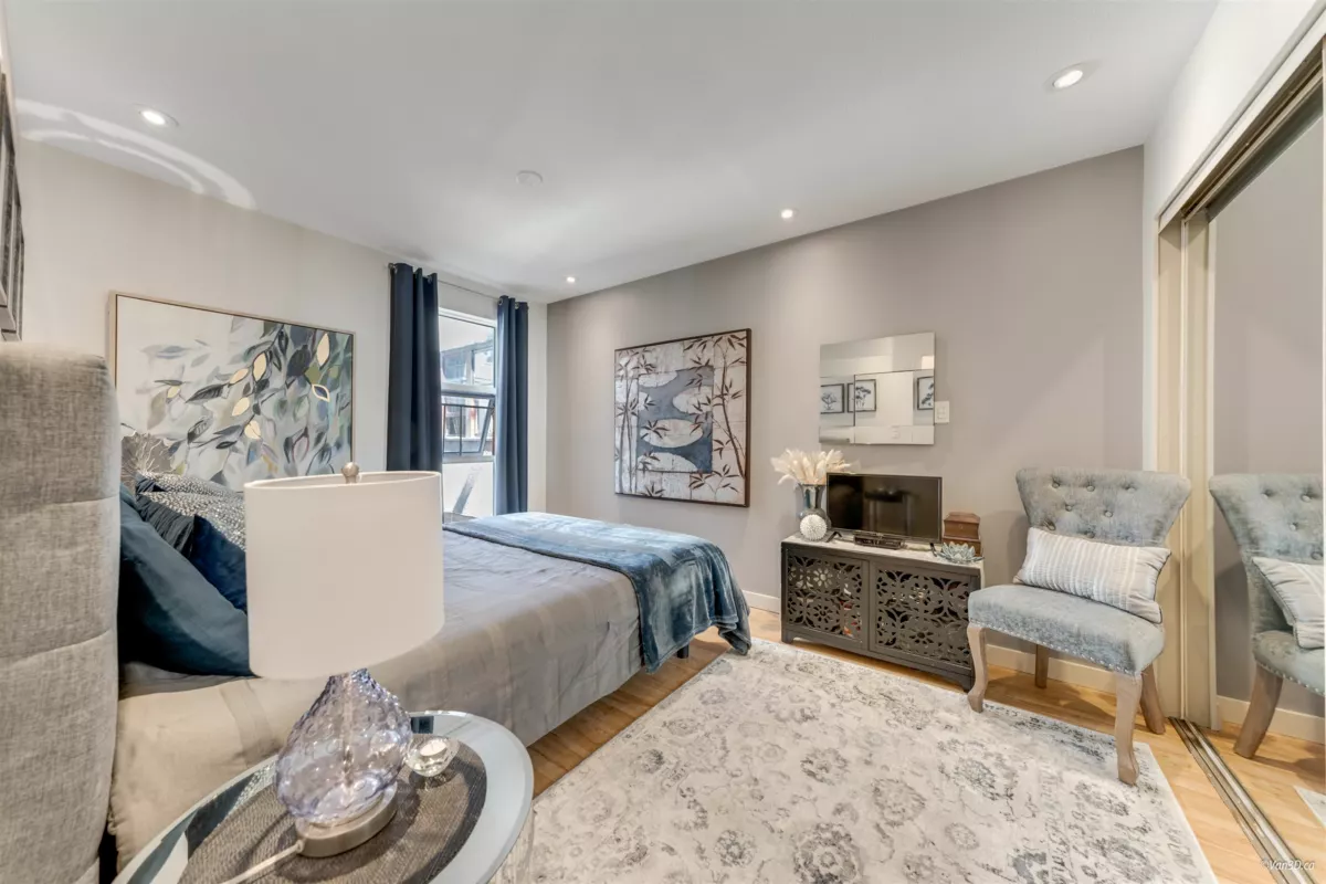 Guest Bathroom Photo of 201 985 10th Avenue, Vancouver, BC