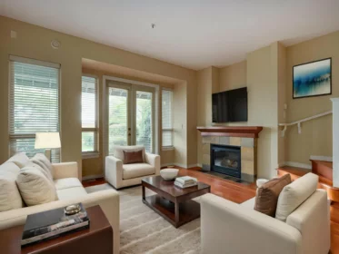 125 250 Salter Street, New Westminster, BC, New Westminster — Townhouse for sale