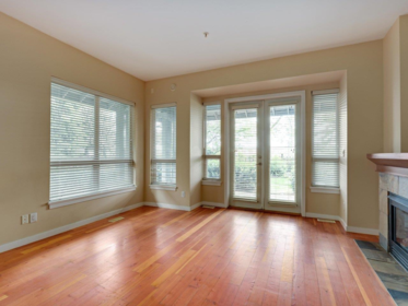 125 250 Salter Street, New Westminster, BC, New Westminster — Townhouse for sale